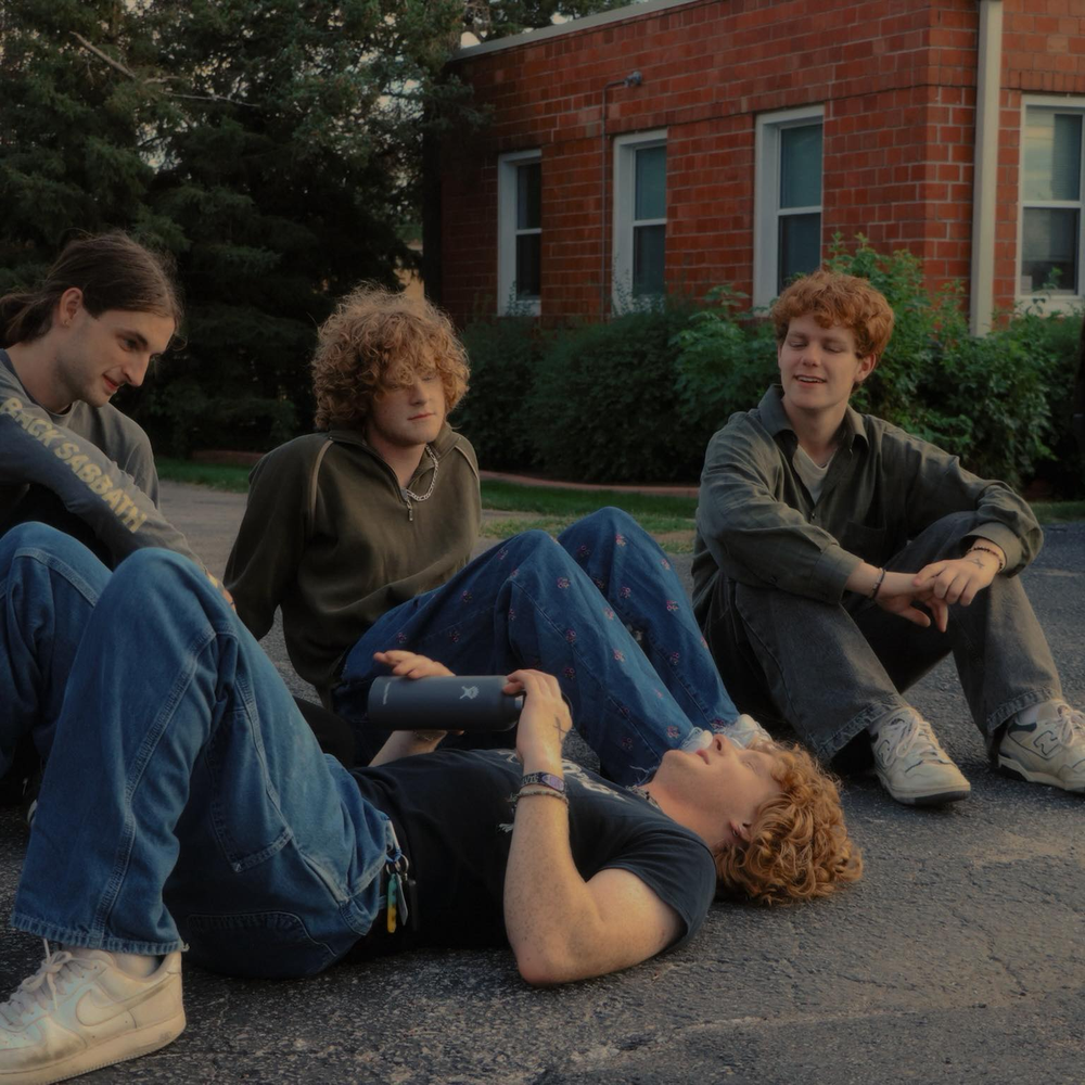 Infielderband casual group photo